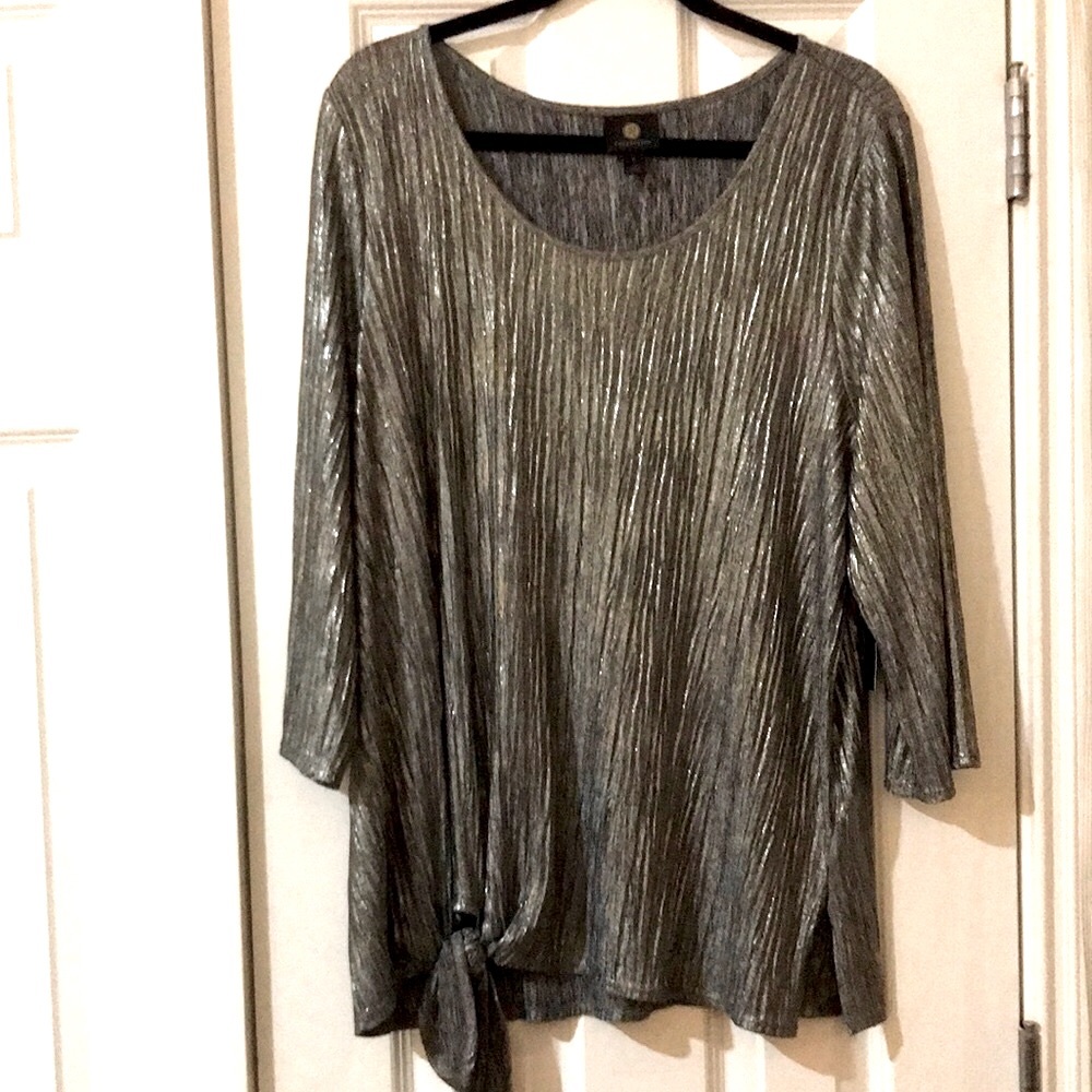 JM Collection holiday pullover blouse with round scooped neckline.